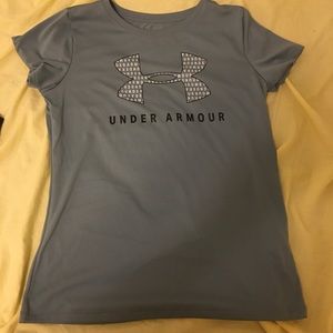 Under armour Athletic  tshirts
